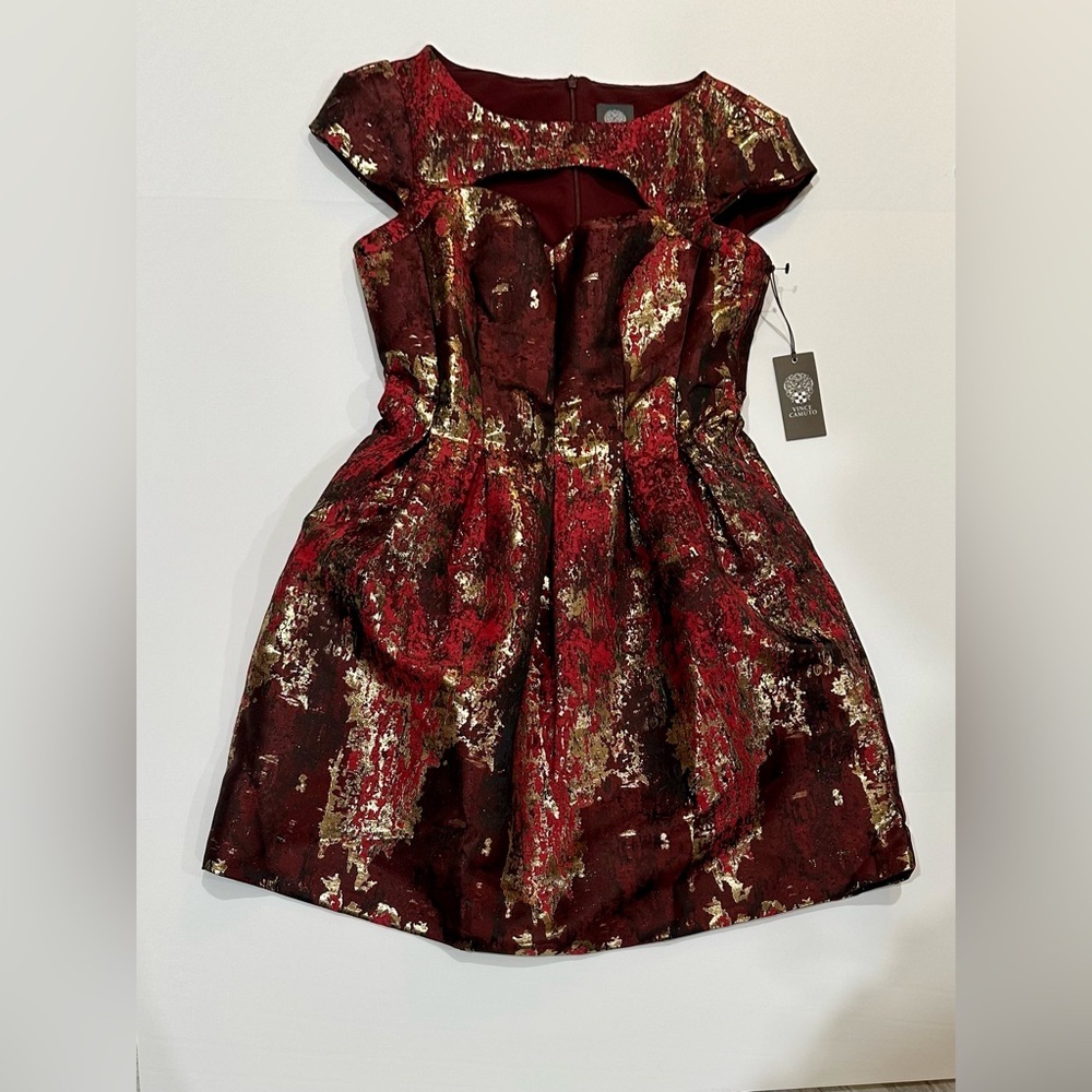 Vince Camuto woman’s Jacquard cutout dress